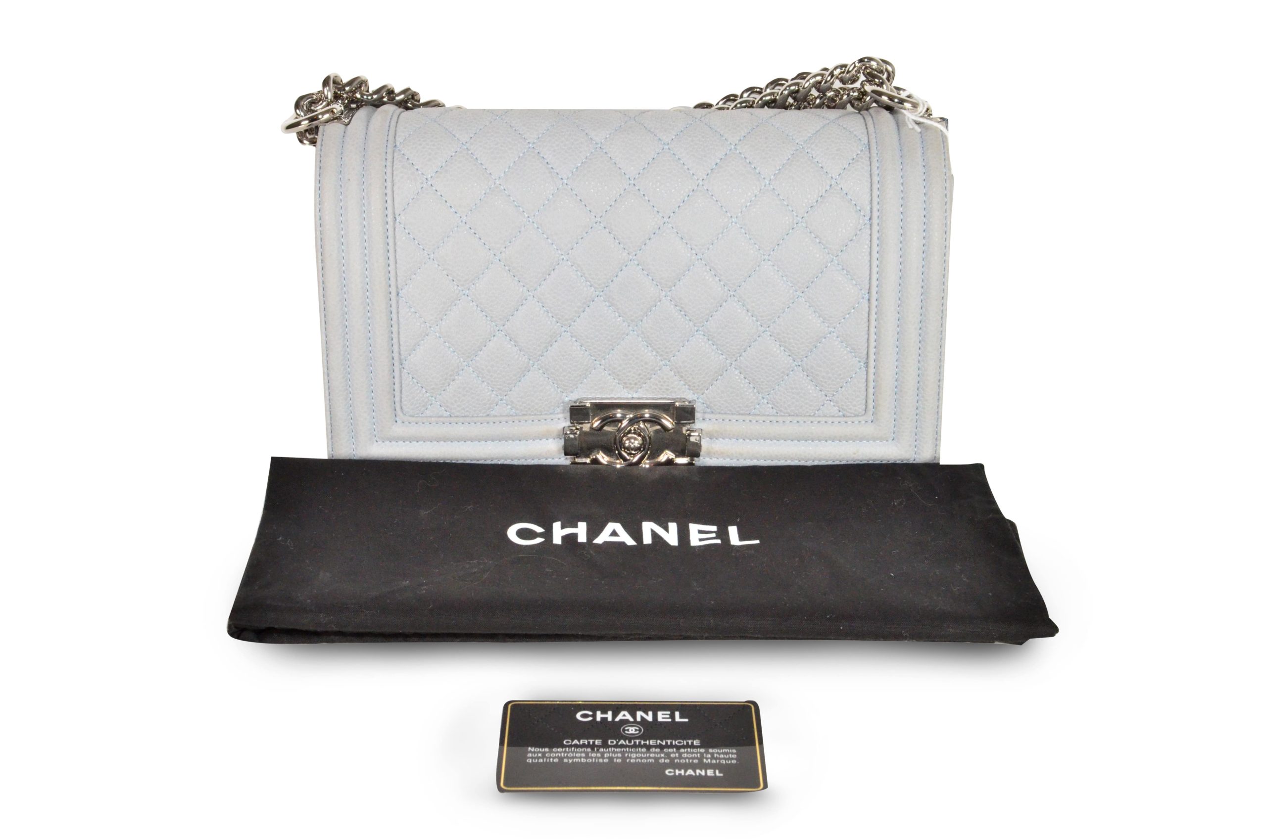 Chanel Le Boy Tasche Medium – EM CHANGE Boutique: pre-loved bags
