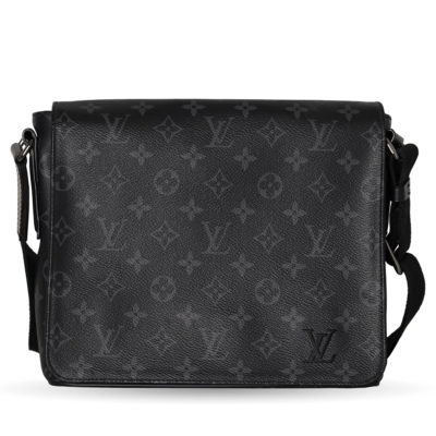 LouisVuitton_DistrictPM_EMA00565