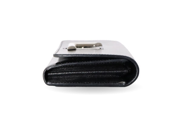 Louis Vuitton_BlackEpisodeTwist_CEMA00183
