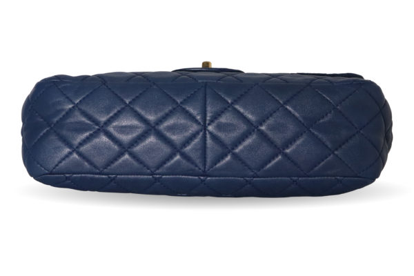 Chanel_TimelessBlau_CEMB 00072