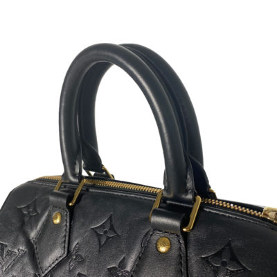 CEMA00204_LouisVuitton_Speedy_Bandouliere22_Neo_Schwarz_ZweiSchulterriemen