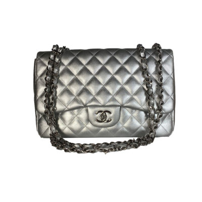 EMB 00210_ChanelTimeless_Silber_SingleFlap_Silver_Lammleder_Jumbo