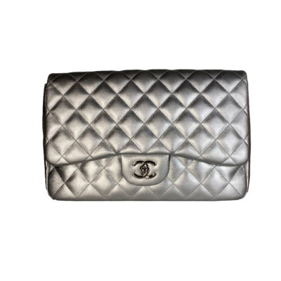 EMB 00210_ChanelTimeless_Silber_SingleFlap_Silver_Lammleder_Jumbo