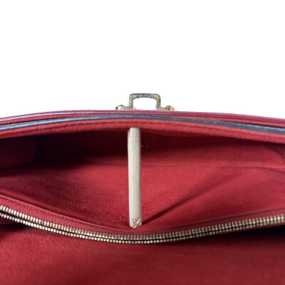 Louis Vuitton Victorie Rot_EMA 00592_Monogram_Rot Glattleder_Goldene Hardware
