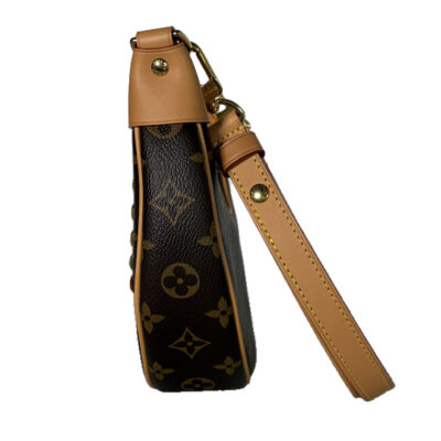 LouisVuitton_Loop_Monogram_EMA 00593