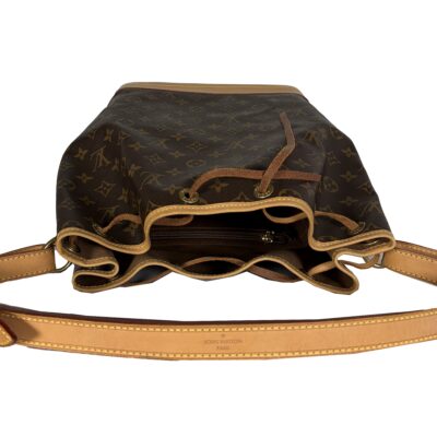 EMA00595_LouisVuitton_LV_NoeGrande_Monogram