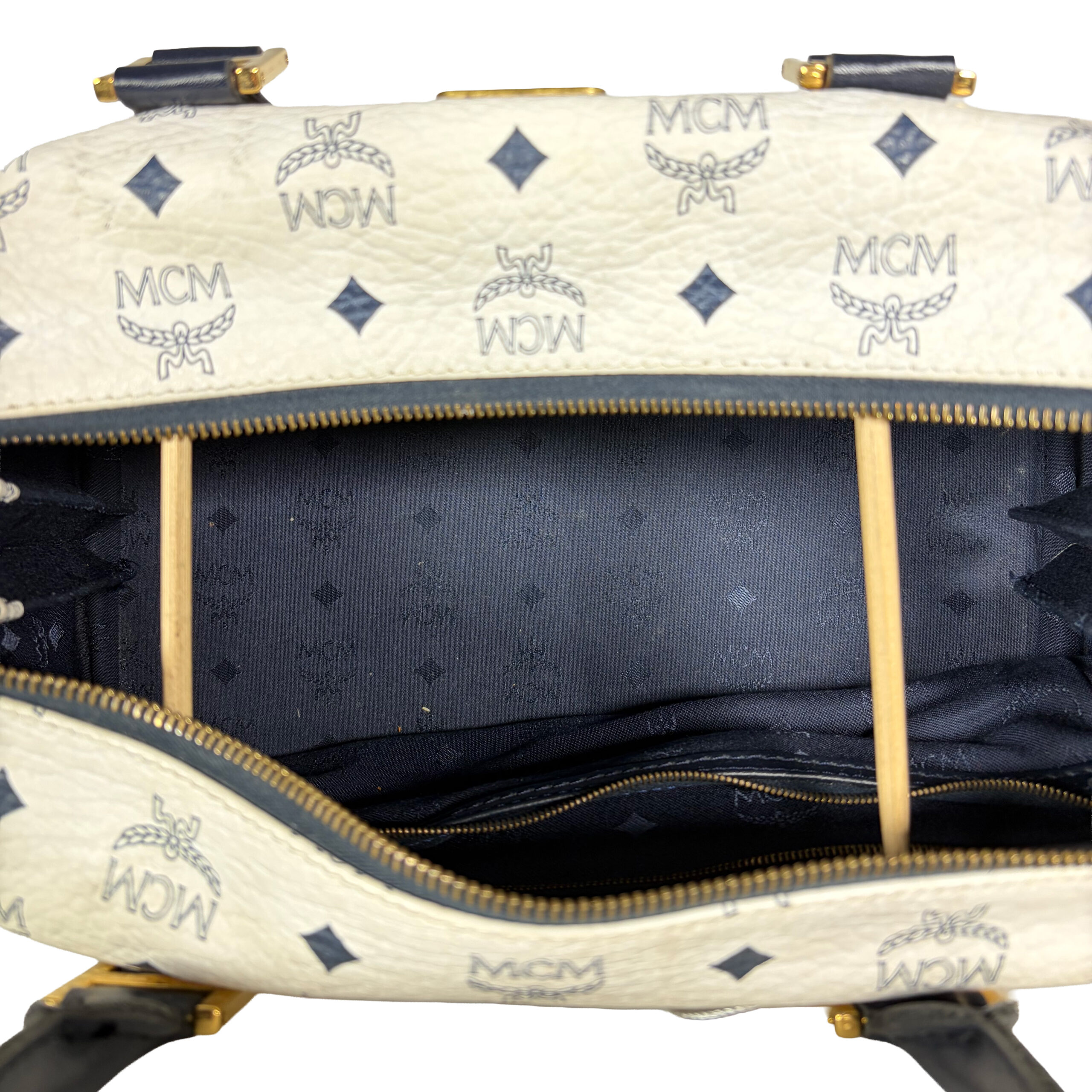 MCM Boston Henkeltasche weiß/schwarz_CEML 00051 MCM Boston Henkeltasche weiß/schwarz_CEML 00051
